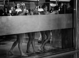 Durch das Glas / ***