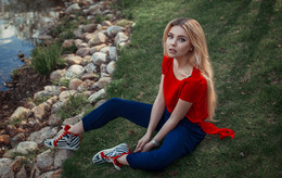 Alyona / ***