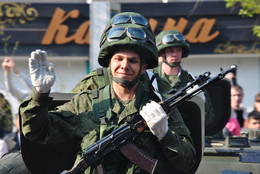 Krieger / ***