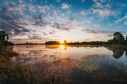Morgendämmerung / ***