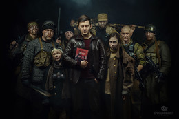 D. Glukhovsky and the characters "Metro 2033" / D. Glukhovsky - author of a series of books "Metro 2033", guys from the strikeball team "The Track of the Beast"