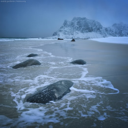 Uttakliev beach / ***