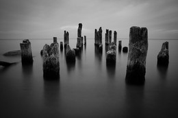 Pillars / ***