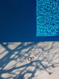 Blue geometry / ***