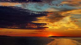 Bei Sonnenuntergang / ***