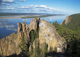 Lena Pillars / ***