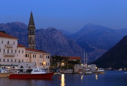 Perast / ***