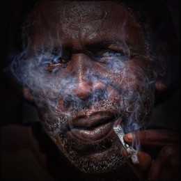 Smoke gets in your eyes / ***