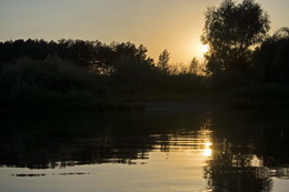 Bei Sonnenuntergang. / ***