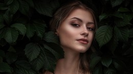 Helena / ***