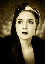 Lady / ***