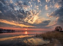 Und der Sonnenuntergang der Sonnenuntergang, aber ... / ***********