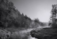 Morning River / ***