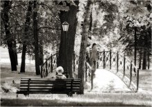 Black and White Park / ***