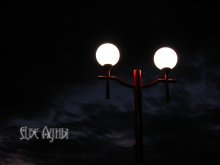 Two Moons / -----