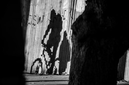 Spiel der Schatten / ***