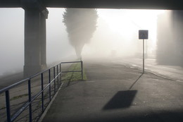 da hinter Nebeln / ***