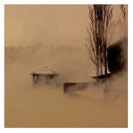 da hinter Nebeln / ***