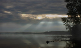 Es werde Licht ... / ***