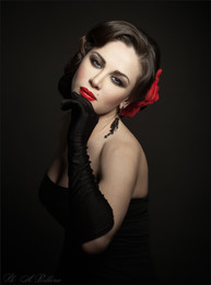  / Md:Vesta Burkot
Make up & hair: Li Lobanova