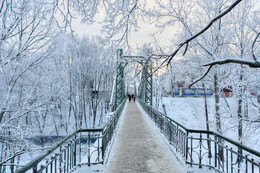 Die Brücke / ***