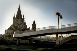 the road to the temple / ***