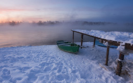Februar / ***