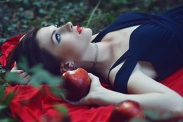 Snow White / ***