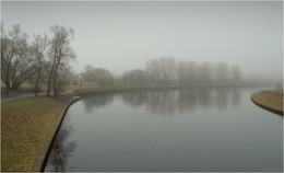 Dull Day / ***