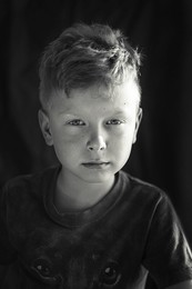 ~David~ / ~~~~