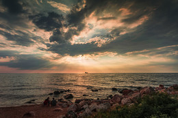 Bei Sonnenuntergang / ***