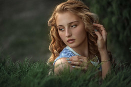 Julia / ***
