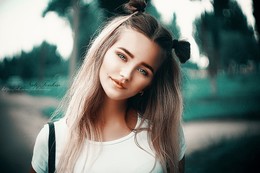  / ***