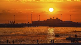Sonnenuntergang in Porto / ***