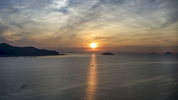 Sonnenaufgang / ***