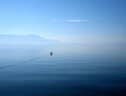 Azurblau / ***