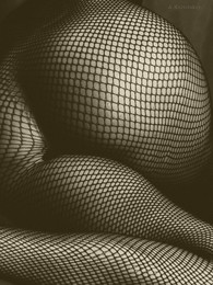 Topological object, the simplest non-orientable surface with an edge. Photo Theater A. Krivitsky. / Topological object, the simplest non-orientable surface with an edge. Photo Theater A. Krivitsky.