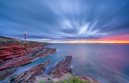 Tarbet Ness Lighthouse / Tarbet Ness Lighthouse