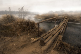 Old Bridge / ***