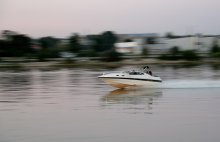 Boat / ***