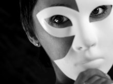 Maske / *****