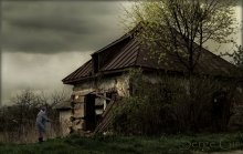 Batkivska Haus / ***