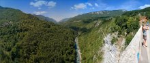 Tara River Canyon mit einem Mädchen / ***