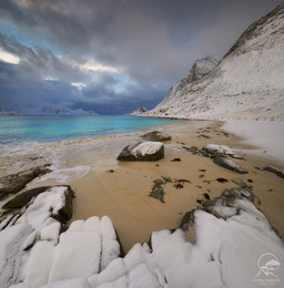Haukland Beach / ***