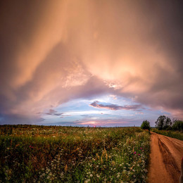 Sonnenuntergang nach dem Sturm / ***