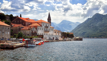 Perast / ***