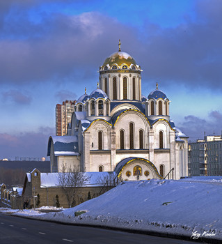 Tempel / ***