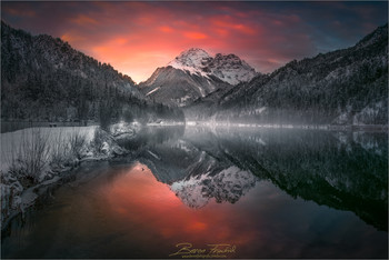 Im Gesäuse / Abends im Gesäuse an der Enns.
Steiermark in Österreich.