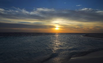 Sonnenuntergang / ***