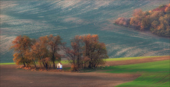 The chapel / ***